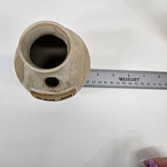 Small Vintage Ceramic m&m JAR Beige Tan Ash Glazed Pottery Vessel Vase W/ Hole - Picture 16 of 17